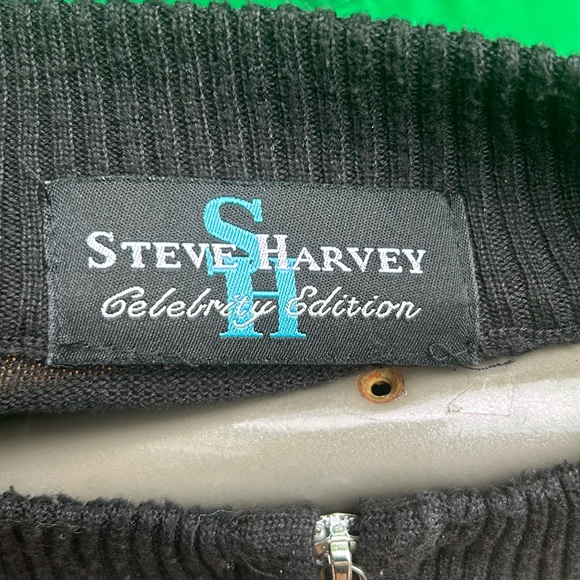 Steve Harvey Pullover Sweater (Cel) - Picture 2 of 3
